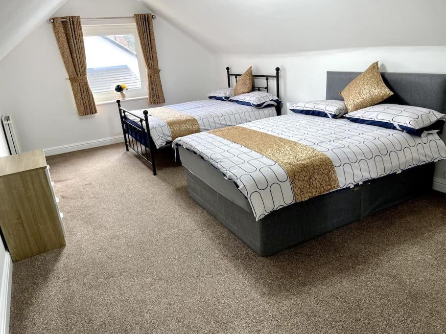 5-Bedroom Cottage In Healing, Grimsby Buitenkant foto